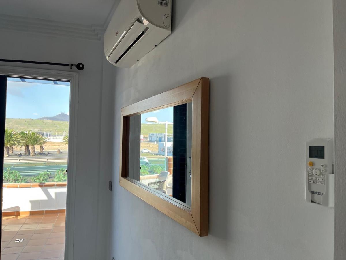Apartamento Siroco. Playa Honda 宏达海滩 外观 照片